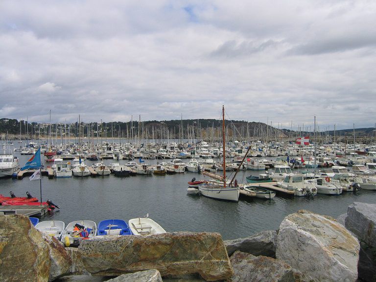 Le port de Morgat au réveil